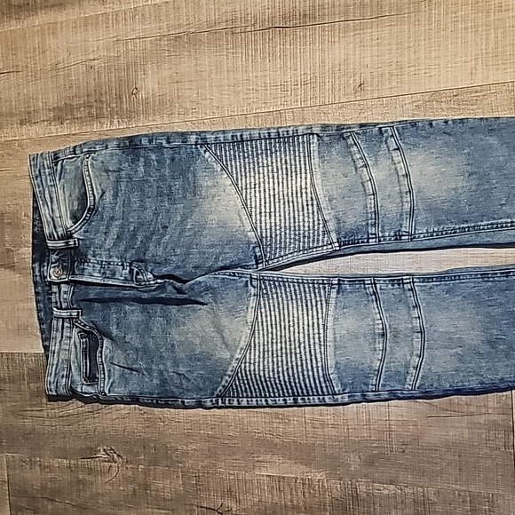 Motto Divided Denim By H&M 30X30 - Picture 2 of 4
